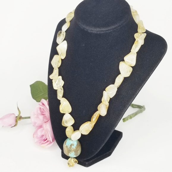 Polished Quartz Necklace w/ Turquoise Pendant - Picture 4 of 10